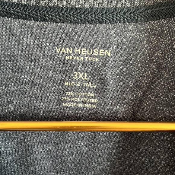 NWT Mens button pullover. - Picture 3 of 3